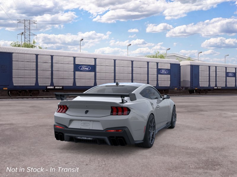 2026 Ford Mustang Dark Horse - Photo 8