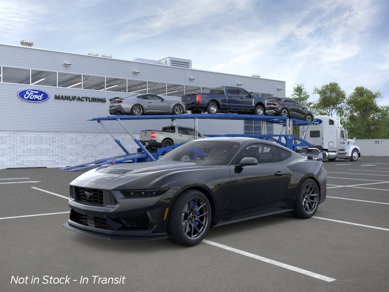 2026 Ford Mustang Dark Horse's photo