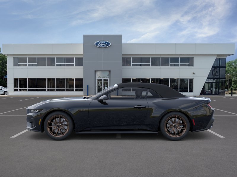 2025 Ford Mustang GT Premium Convertible - Photo 25