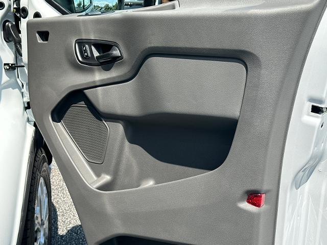 New 2026 Oxford White Ford Passenger Van XLT image 49