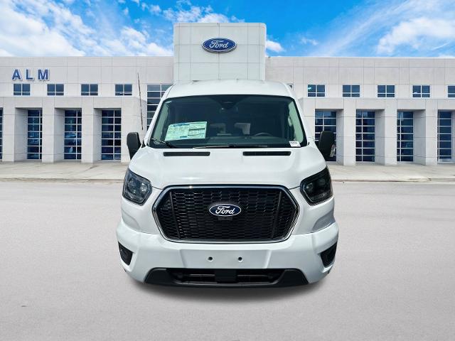 New 2026 Oxford White Ford Passenger Van XLT image 36