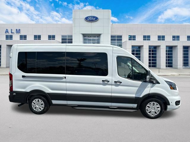 New 2026 Oxford White Ford Passenger Van XLT image 39
