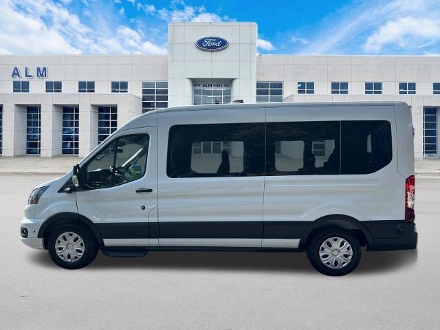 New 2026 Oxford White Ford Passenger Van XLT image 43