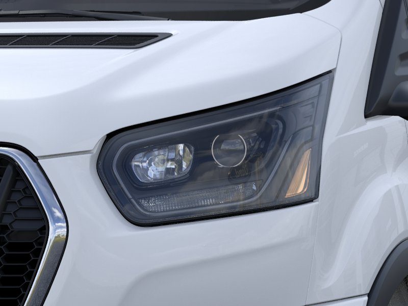 New 2026 Oxford White Ford Passenger Van XLT image 49