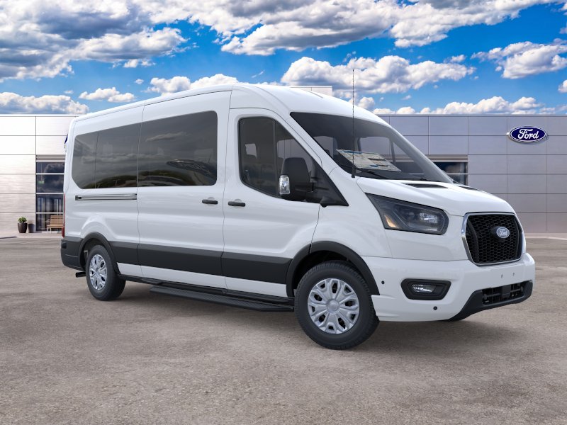 New 2026 Oxford White Ford Passenger Van XLT image 38