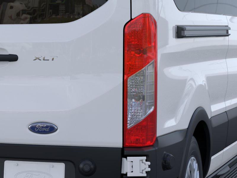 2025 Ford Transit Passenger Van XLT - Photo 41