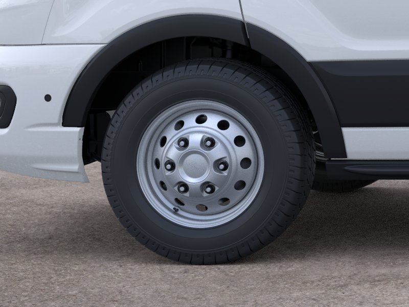 New 2026 Oxford White Ford Passenger Van XLT image 41