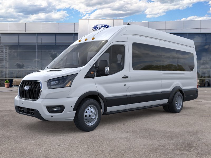 New 2026 Oxford White Ford Passenger Van XLT image 23