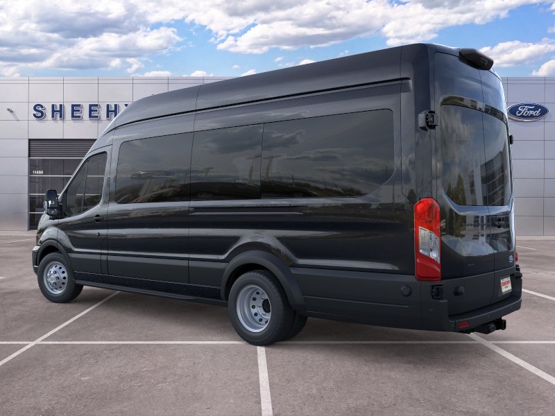 New 2026 Agate Black Metallic Ford Passenger Van XLT image 4