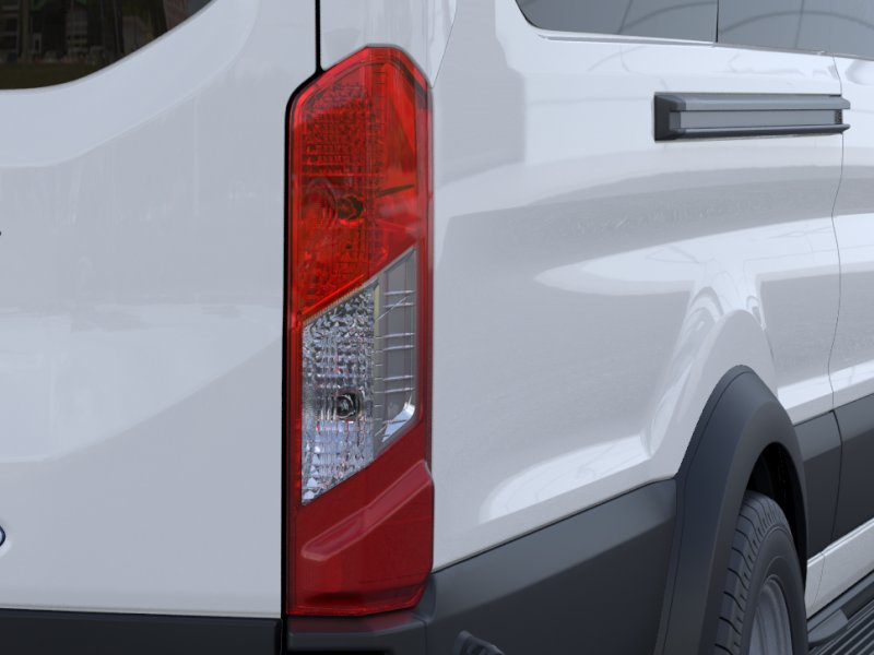New 2026 Oxford White Ford Passenger Van XLT image 42