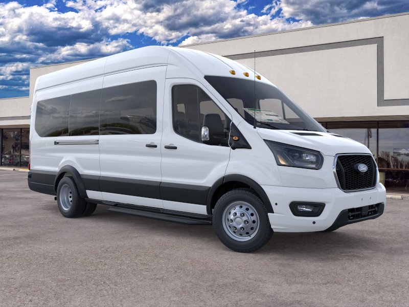 New 2026 Oxford White Ford Passenger Van XLT image 28