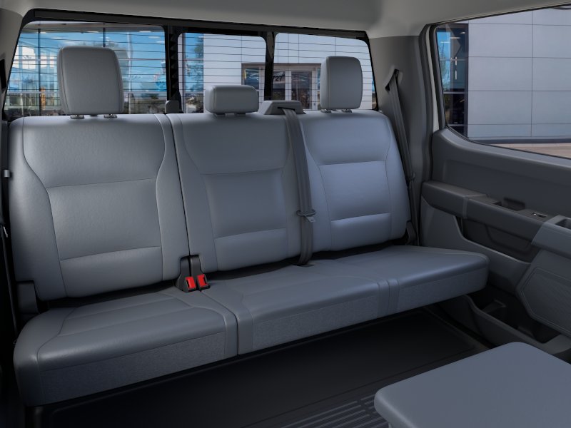 2025 Ford F-450 Super Duty Chassis Cab XL - Photo 43