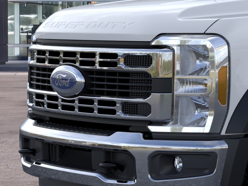 2025 Ford F-450 Super Duty Chassis Cab XL - Photo 49