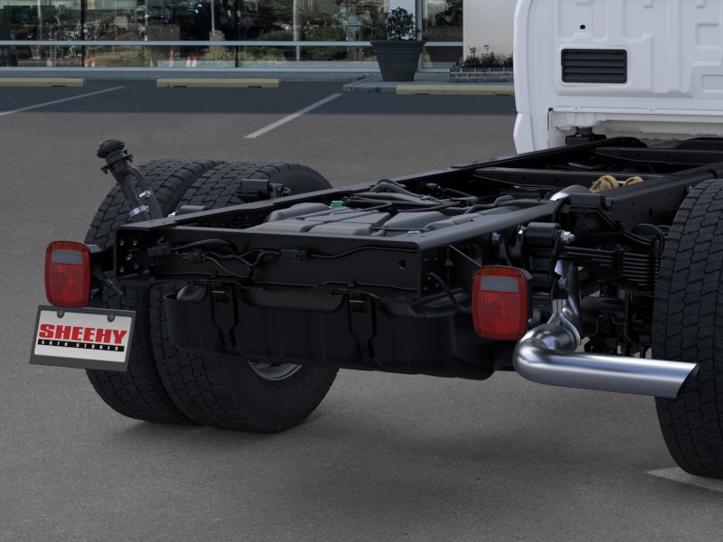 New 2025 Oxford White Ford XL image 53