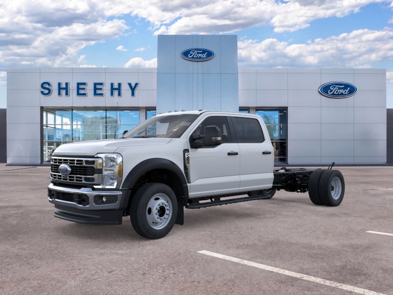 2025 Ford F-450 Super Duty Chassis Cab XL - Photo 35