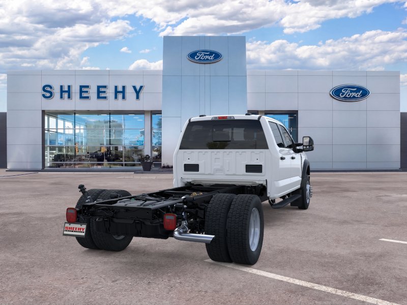 2025 Ford F-450 Super Duty Chassis Cab XL - Photo 40