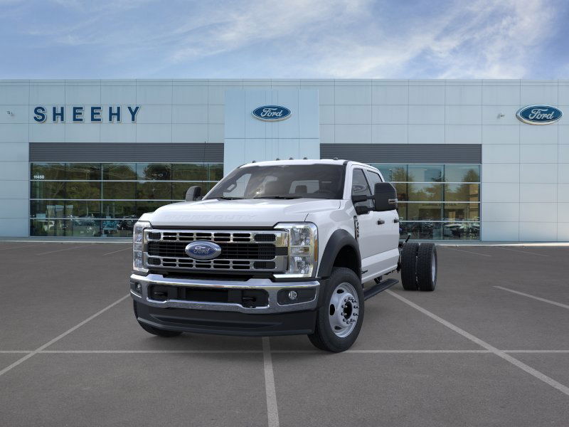 New 2026 Oxford White Ford F-450® XL image 4