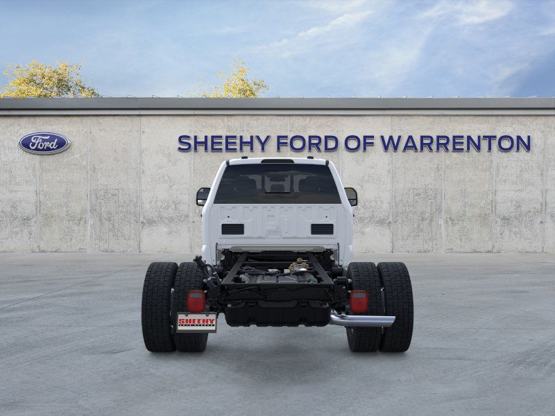 2025 Ford F-550 Super Duty Chassis Cab XL - Photo 7