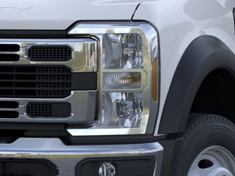 New 2026 Oxford White Ford F-550® XL image 50
