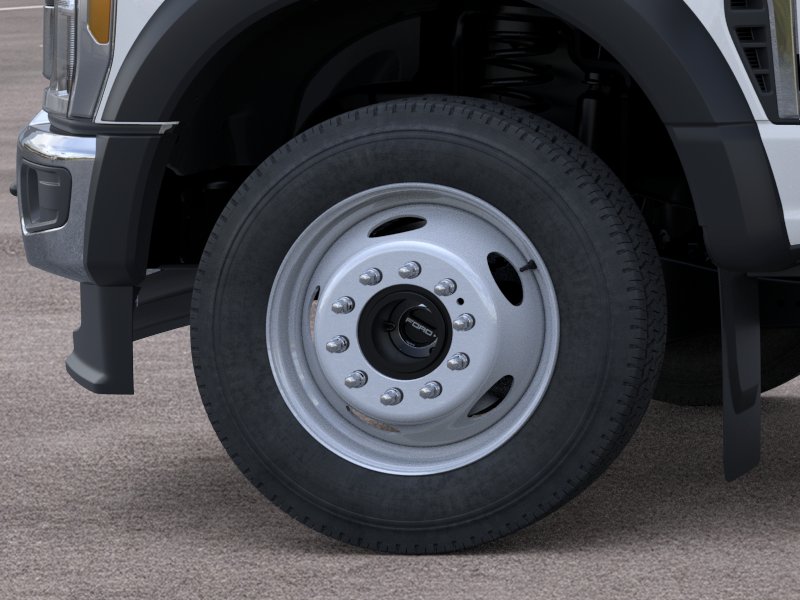 New 2026 Oxford White Ford F-550® XL image 51