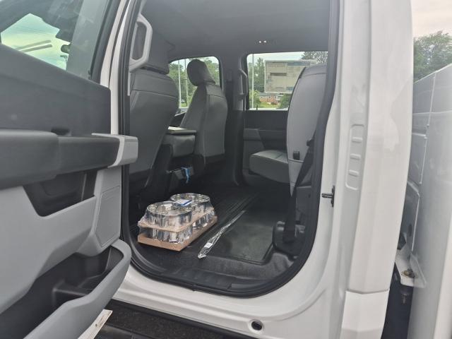 New 2026 Oxford White Ford XL image 29