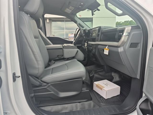 New 2026 Oxford White Ford XL image 23
