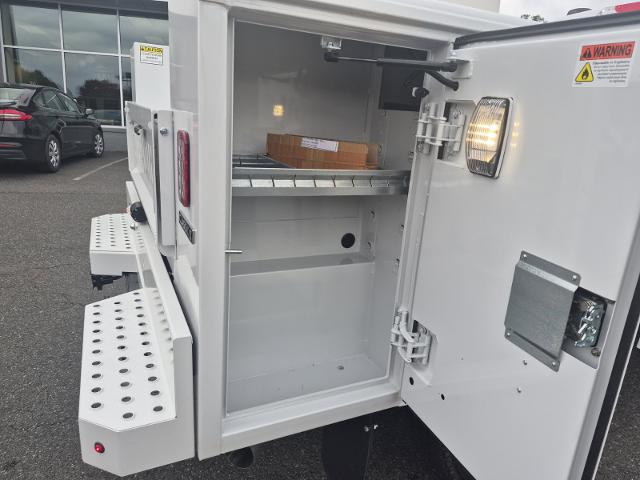 New 2026 Oxford White Ford XL image 24
