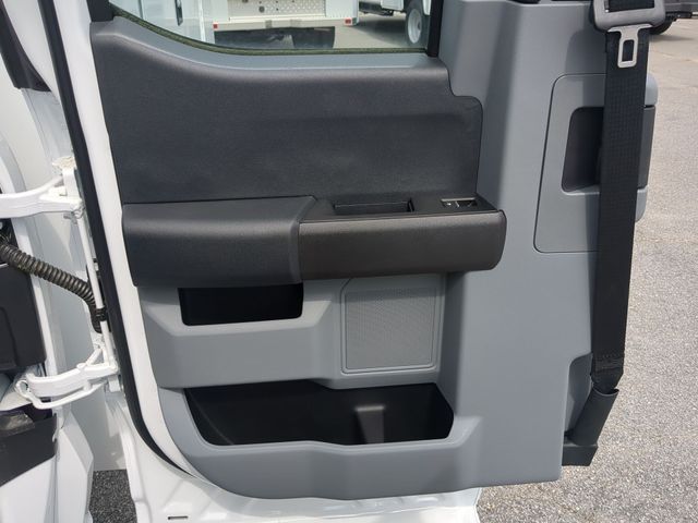 New 2026 Oxford White Ford F-250® XL image 78