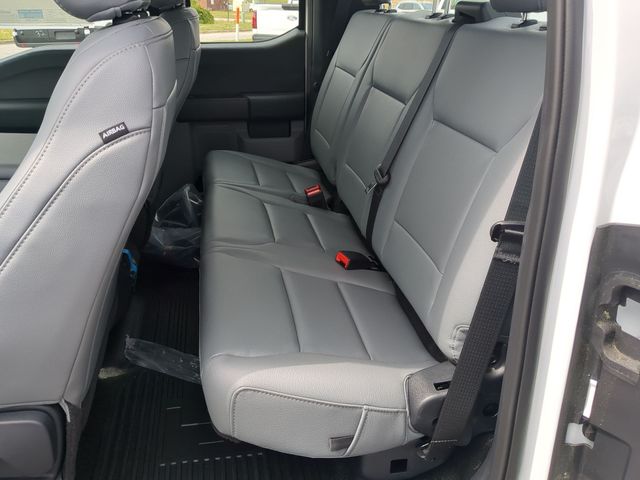 New 2026 Oxford White Ford F-250® XL image 81