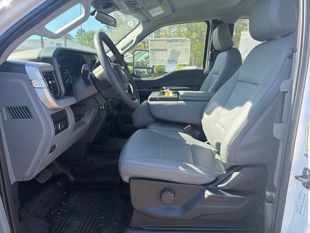 New 2026 Oxford White Ford F-250® XL image 12