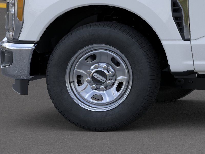 New 2026 Oxford White Ford F-350® XL image 19