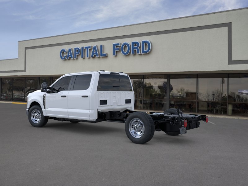 New 2026 Oxford White Ford F-350® XL image 4