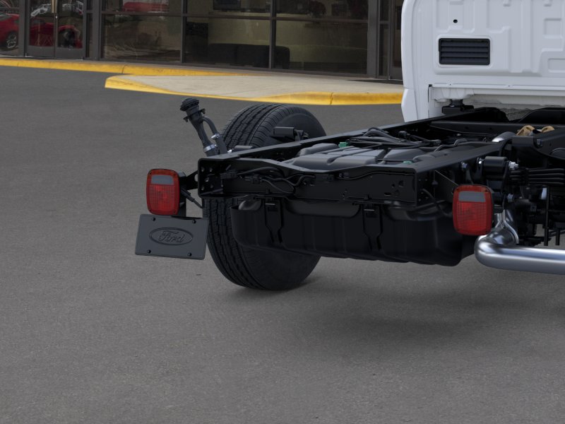New 2026 Oxford White Ford F-350® XL image 21