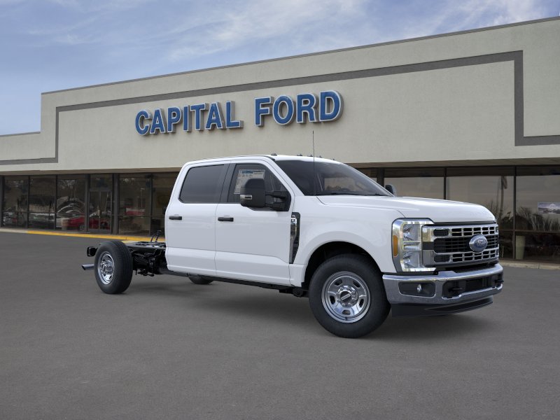 New 2026 Oxford White Ford F-350® XL image 7