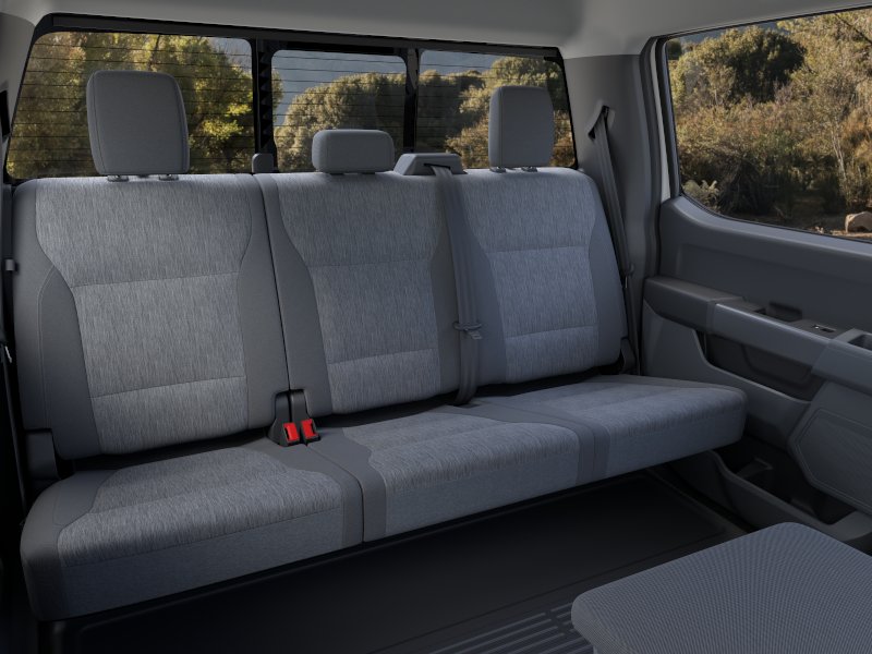 2025 Ford F-350 Super Duty Chassis Cab XL - Photo 11