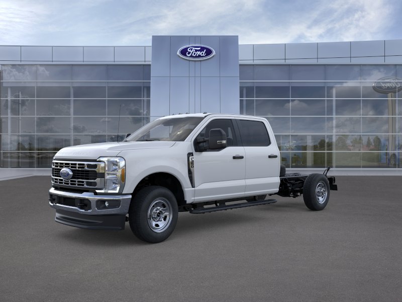 2026 Ford F-350 XL 4x4 Crew Cab 179-In SRW's photo