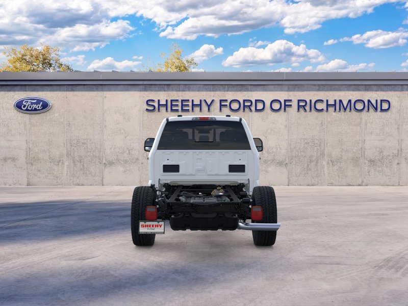 New 2026 Oxford White Ford XL image 7