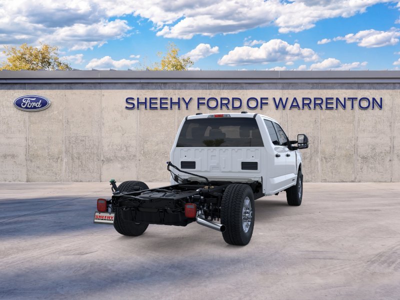 New 2026 Oxford White Ford XLT SERVICE BODY image 37