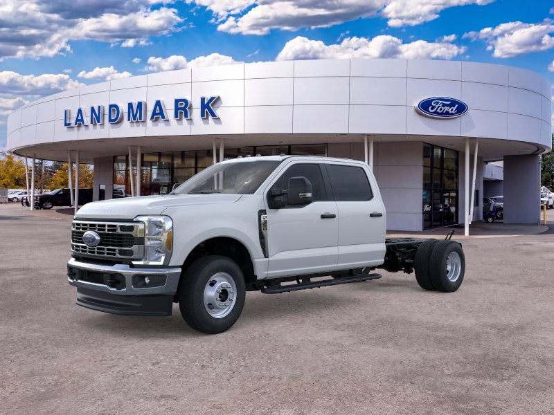 2026 Ford Super Duty F-350 DRW XL