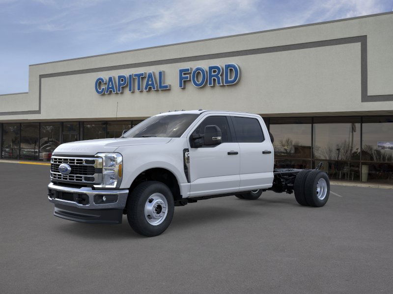 New 2026 Oxford White Ford F-350® XL image 31