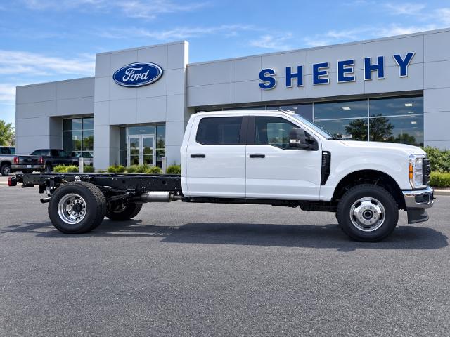 New 2027 Oxford White Ford XL CHASSIS image 22