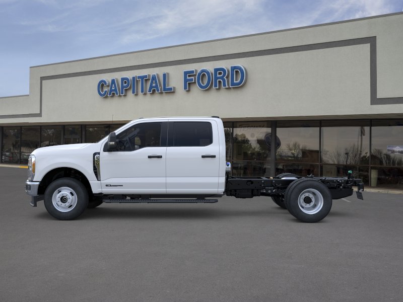New 2026 Oxford White Ford F-350® XL image 25