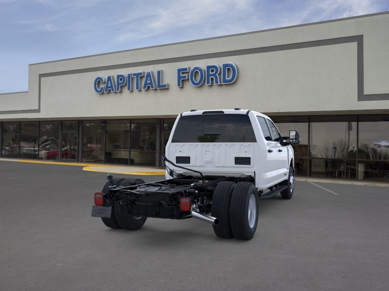 New 2026 Oxford White Ford F-350® XL image 30