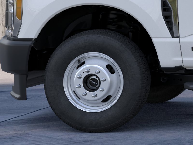 New 2026 Oxford White Ford F-350® XL image 19