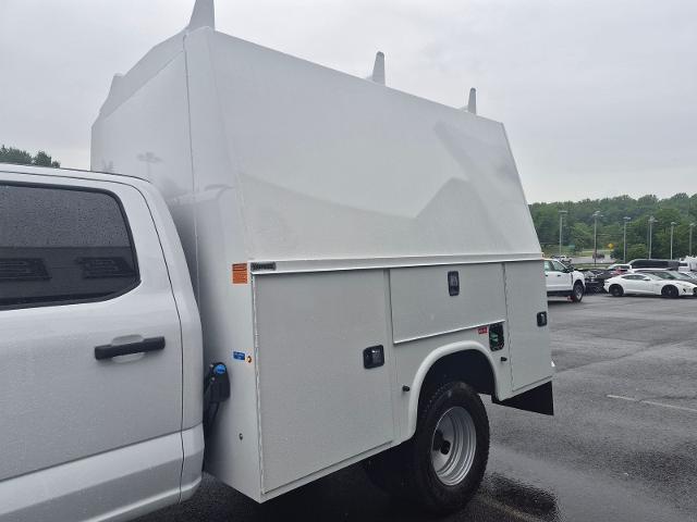 New 2026 Oxford White Ford XL SERVICE BODY image 41
