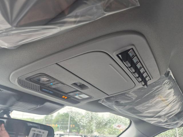 New 2026 Oxford White Ford XL SERVICE BODY image 45