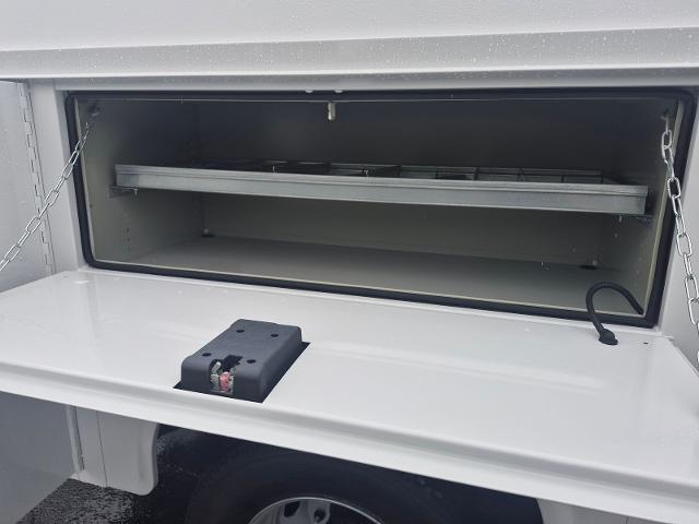 New 2026 Oxford White Ford XL SERVICE BODY image 32