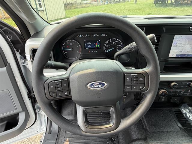 New 2026 Oxford White Ford XL image 32