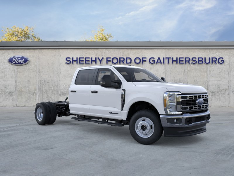 2026 Ford F-350 XL 4x4 Crew Cab 179-In DRW's photo