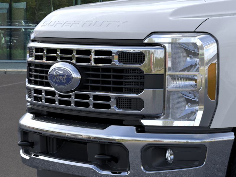 New 2026 Oxford White Ford XL image 41